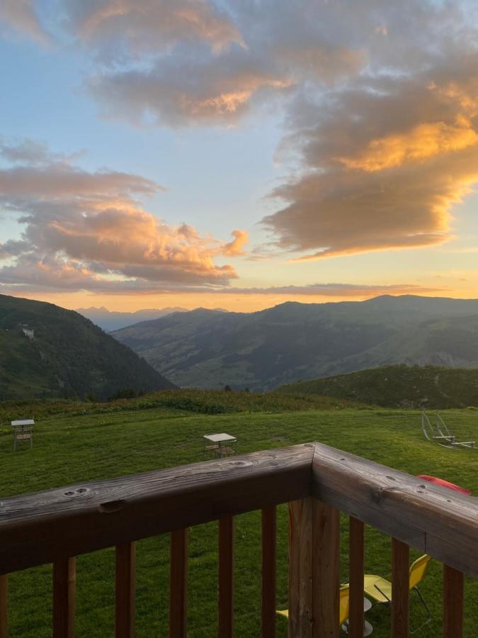 Chambres Et Tables D'Hotes Le Choton A Nono - Col Du Joly Beaufortain Hauteluce Exterior foto