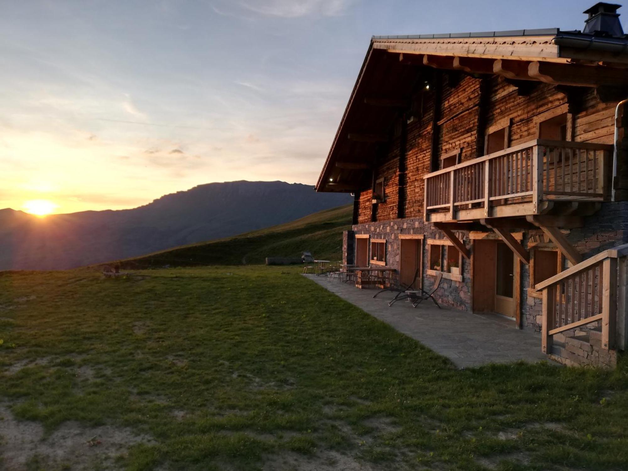 Chambres Et Tables D'Hotes Le Choton A Nono - Col Du Joly Beaufortain Hauteluce Exterior foto